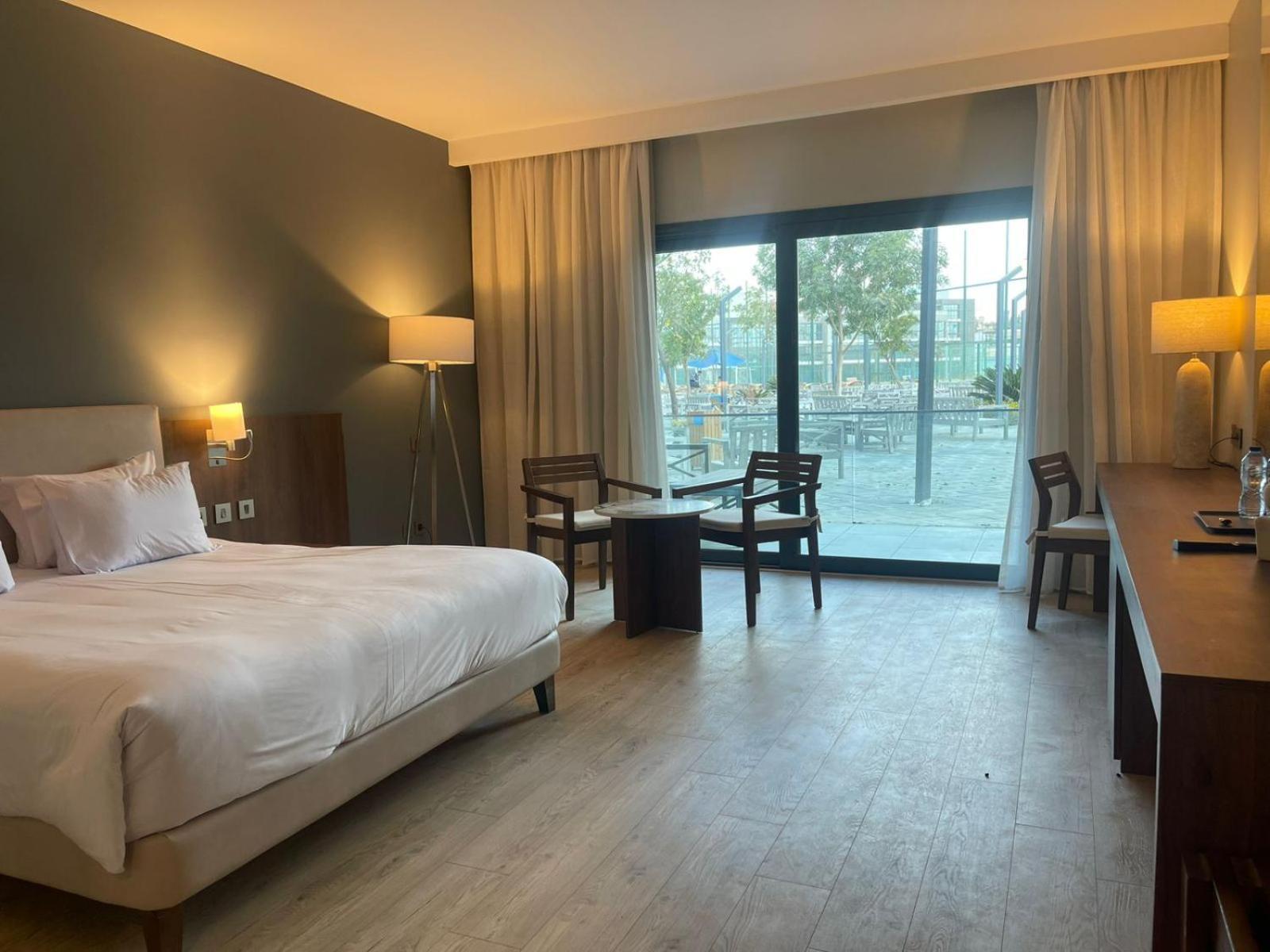 Phoenix Hotel & Wellness Sheikh Zayed City Exteriér fotografie